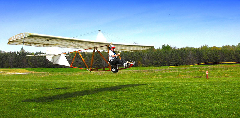 Flight tests of the Primary Glider were conducted by EAA Chapter 231 member Tom Tyndal who also served as project leader. Three test flights were made on April 19, 2008.